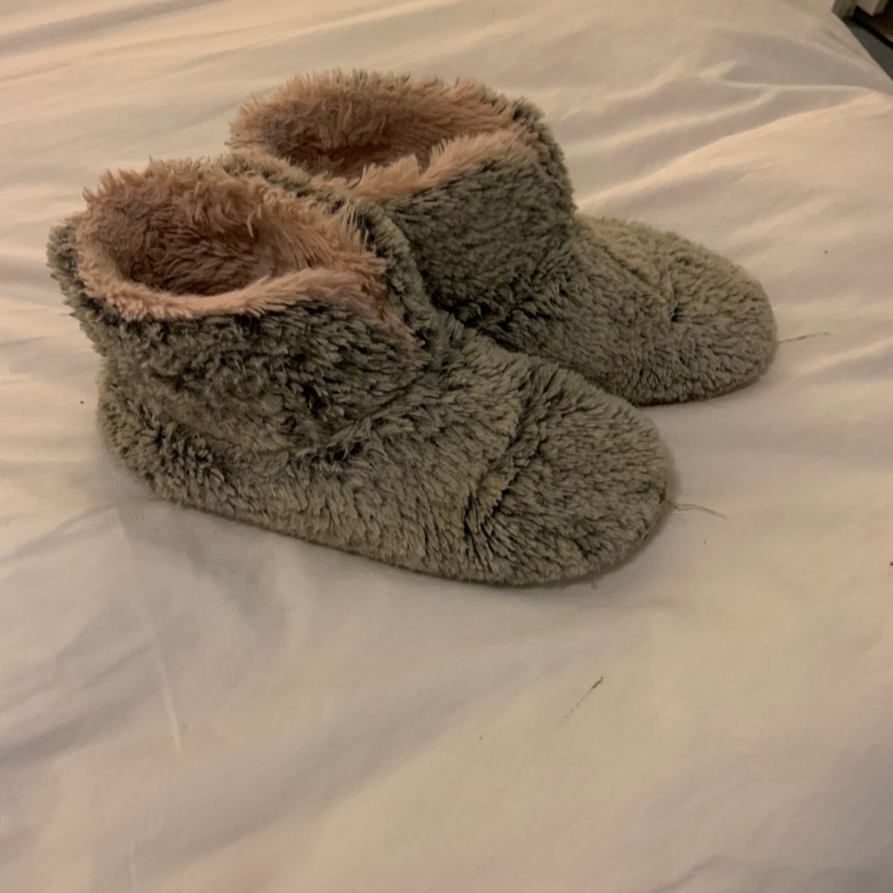 Slippers